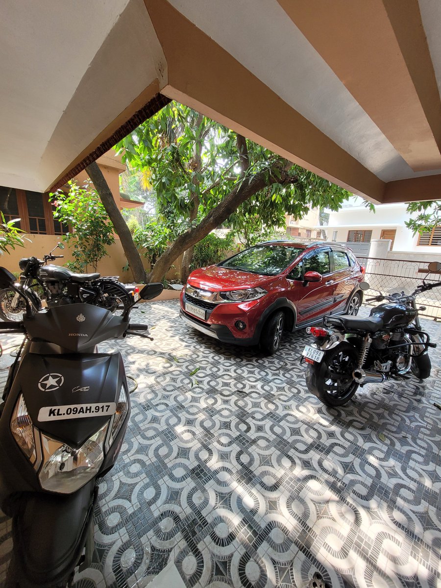 rkratheesh019's tweet photo. I am upset to share but i recently had a very bad experience after the service of my @honda2wheelerin Highness. It was a normal 15k km service and it cost near 8k in which the labour charge is more than 3k. I own 3 @Honda vehicles in my home but this experience is very unpleasant https://t.co/JDsbZE0L0W