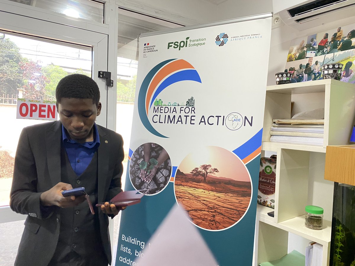 Retour en images sur la conférence de presse donnée par Action For Development and Empowerment ce vendredi 12 janvier dans leur local situé au quartier Bastos : l’occasion de lancer officiellement le projet « MÉDIAS FOR CLIMATE ACTIONS »

#fspi #fspitransitionecologique