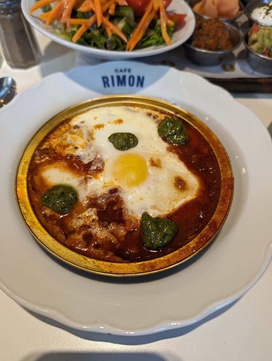 MoAppel's tweet image. בוקר טוב! ☀️

A small Israeli breakfast to start the day! 😁

#LifeInIsrael 🇮🇱