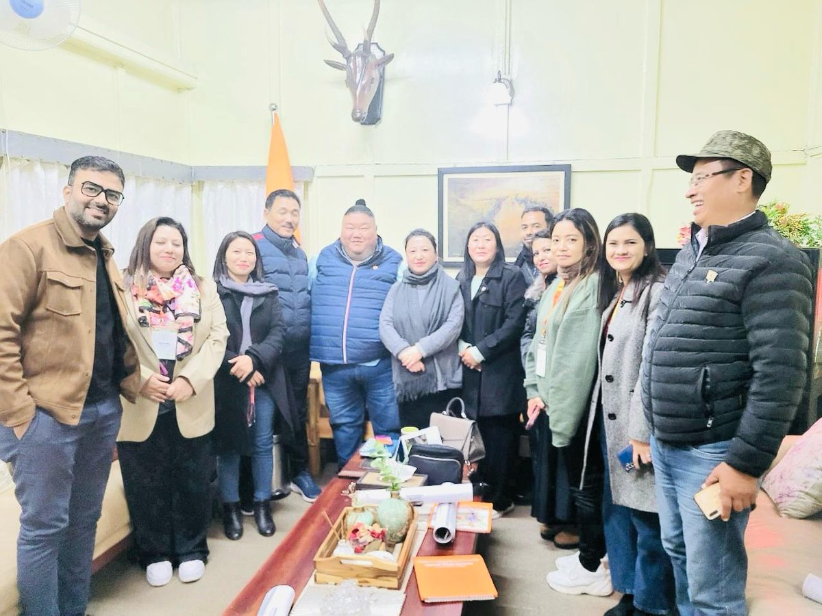 It is always a pleasant moment to spent time with a wise leader. Most admirable sir Along ji with Mahilas, Minority Morcha and some few BJP workers at his official residence,  kohima.