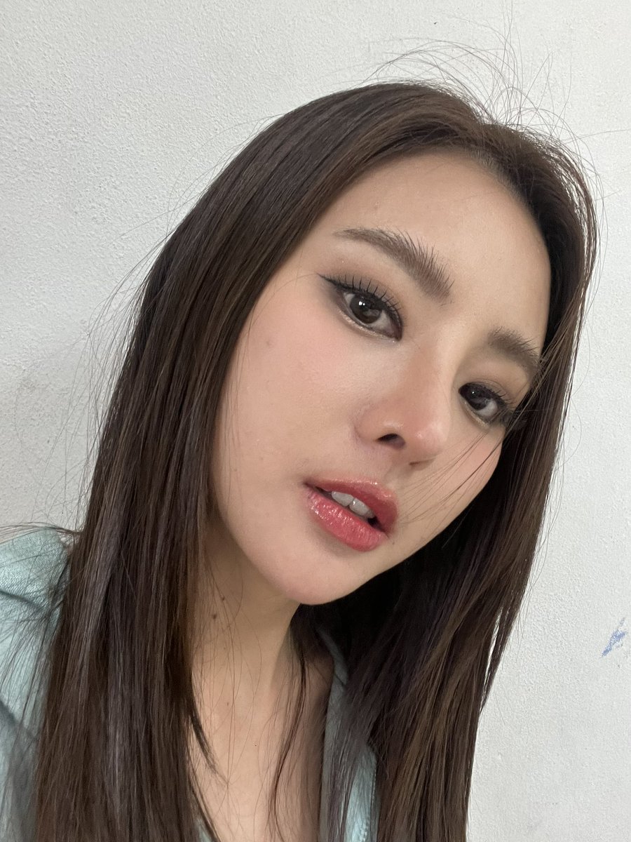 creamm_tk's tweet photo. ลำบากวันนี้ สบายวันไหน #creammk https://t.co/3PWzVrBqRJ