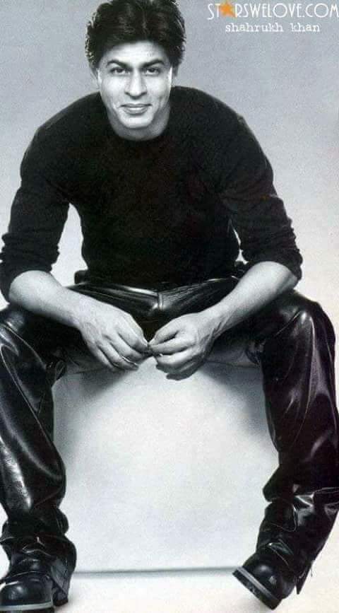 PyaarSamar's tweet photo. @iamsrk
Good Morning 
Shah Rukh Khan 
I LOVE YOU MY #KING❤ https://t.co/YIgZKC9pf4