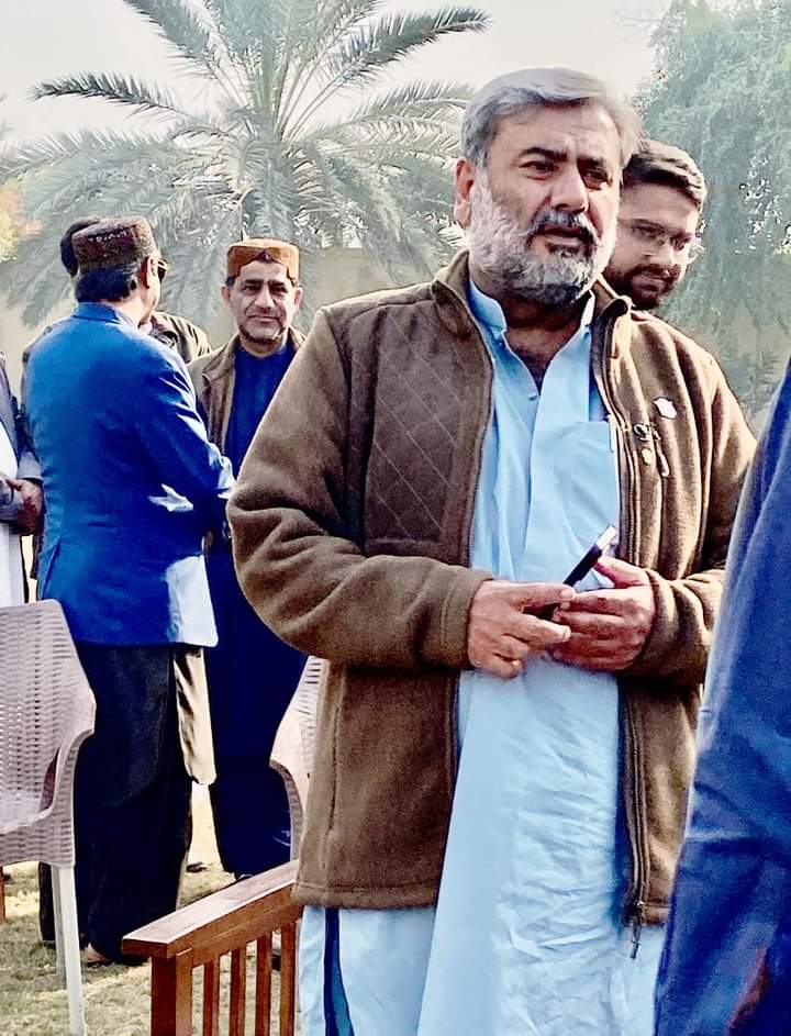 Nawab Sahab
<a href="/NawabSardarkha3/">Nawab Sardar khan chandio</a>