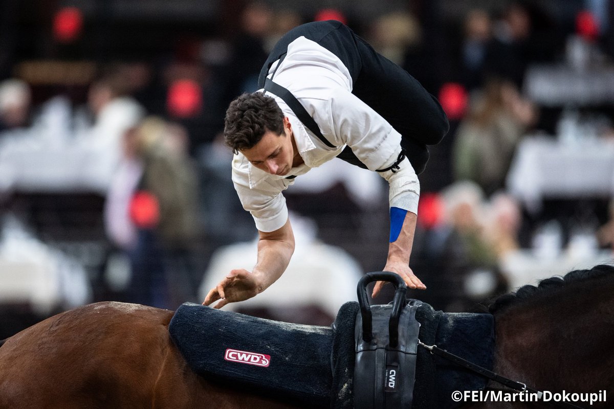 FRA_Equitation's tweet image. #voltige Belle 2️⃣e place de Théo Gardies &amp;amp; Sir Sensation, longé par Sébastien Langlois, en finale Coupe du monde @FEI_Global @CHI_BASEL ! Le trio 🇨🇵 a engrangé une expérience bénéfique pour la suite et en vue des championnats du monde cet été ⤵️
ffe.com/actualites/2e-…