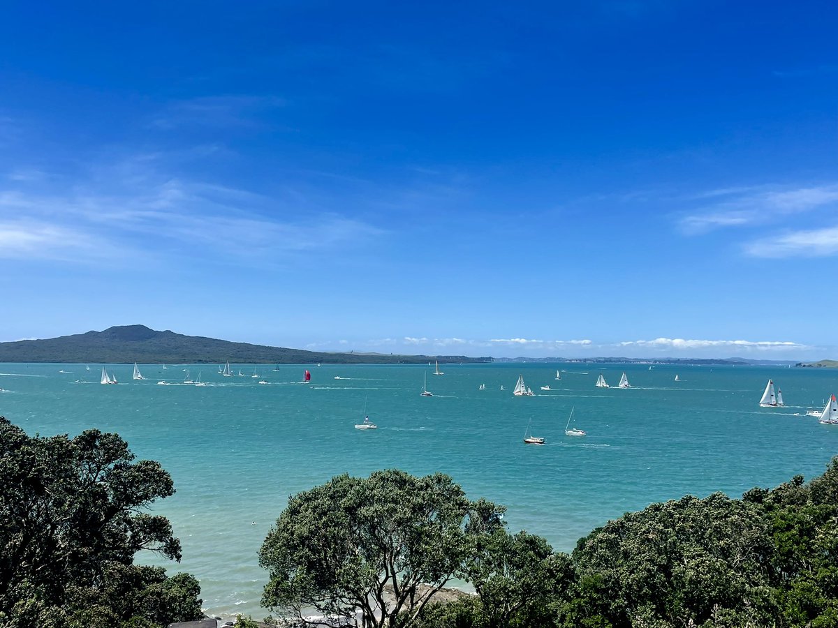NatashaBarret18's tweet photo. Views from Maungauika North Head π
#Maungauika #NorthHead #views #devonport #Auckland #urbanwalks #Northshore #boats #sea #rangitoto https://t.co/BCk2gv7GKa