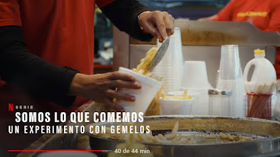 JuanPascual4's tweet photo. 1/ Esta semana el documental “Somos lo que comemos” fue de las series + vistas 
Compara parámetros metabólicos de 22 pares de gemelos tras 8 semanas mitad en dieta omnívora y otra en dieta vegana
Errores de método, propaganda animalista y vegana q financia el estudio, un instrumento de desinformación
Puro amarillismo @NetflixES
Abro hilo: