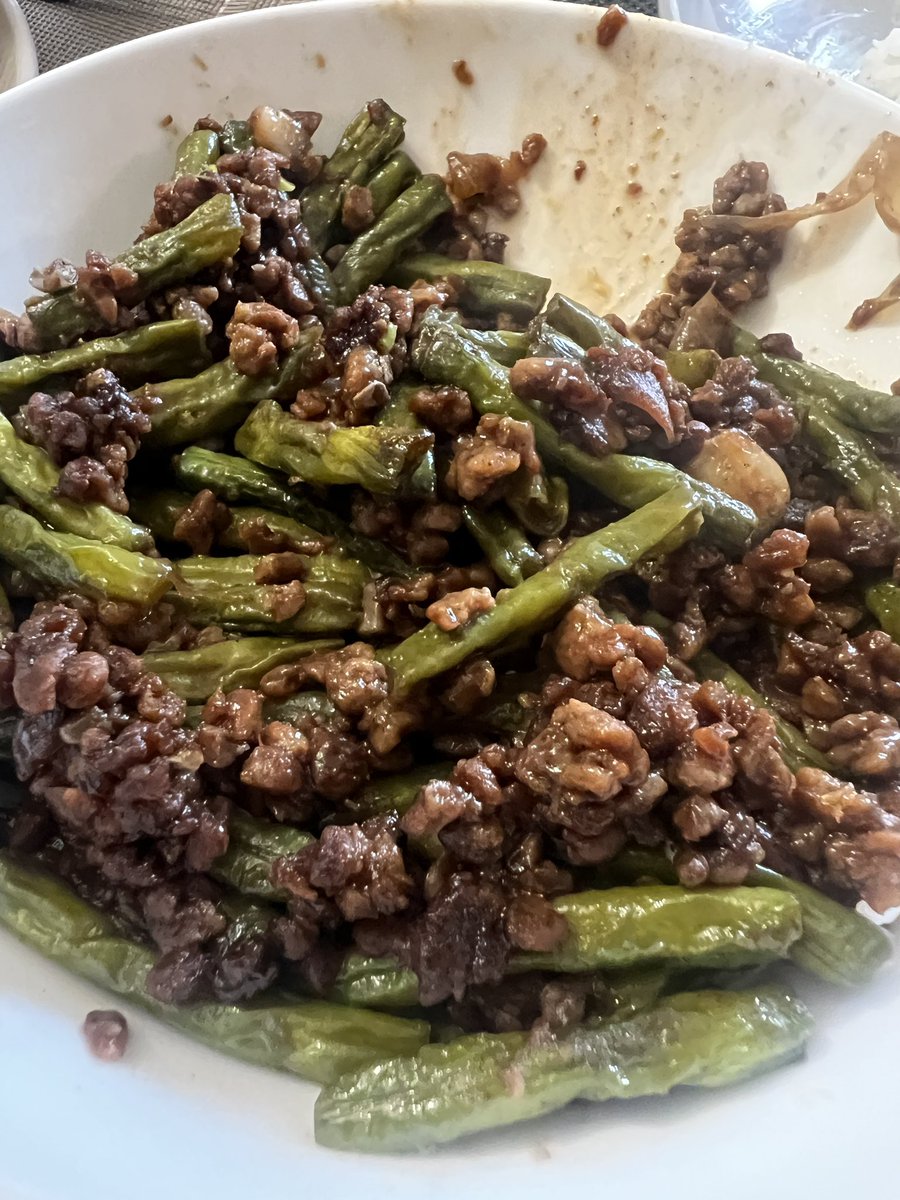 clarajacintaa's tweet photo. Adobong sitaw with plant-based minced. 🥹 so good https://t.co/9xVgiPNM0p