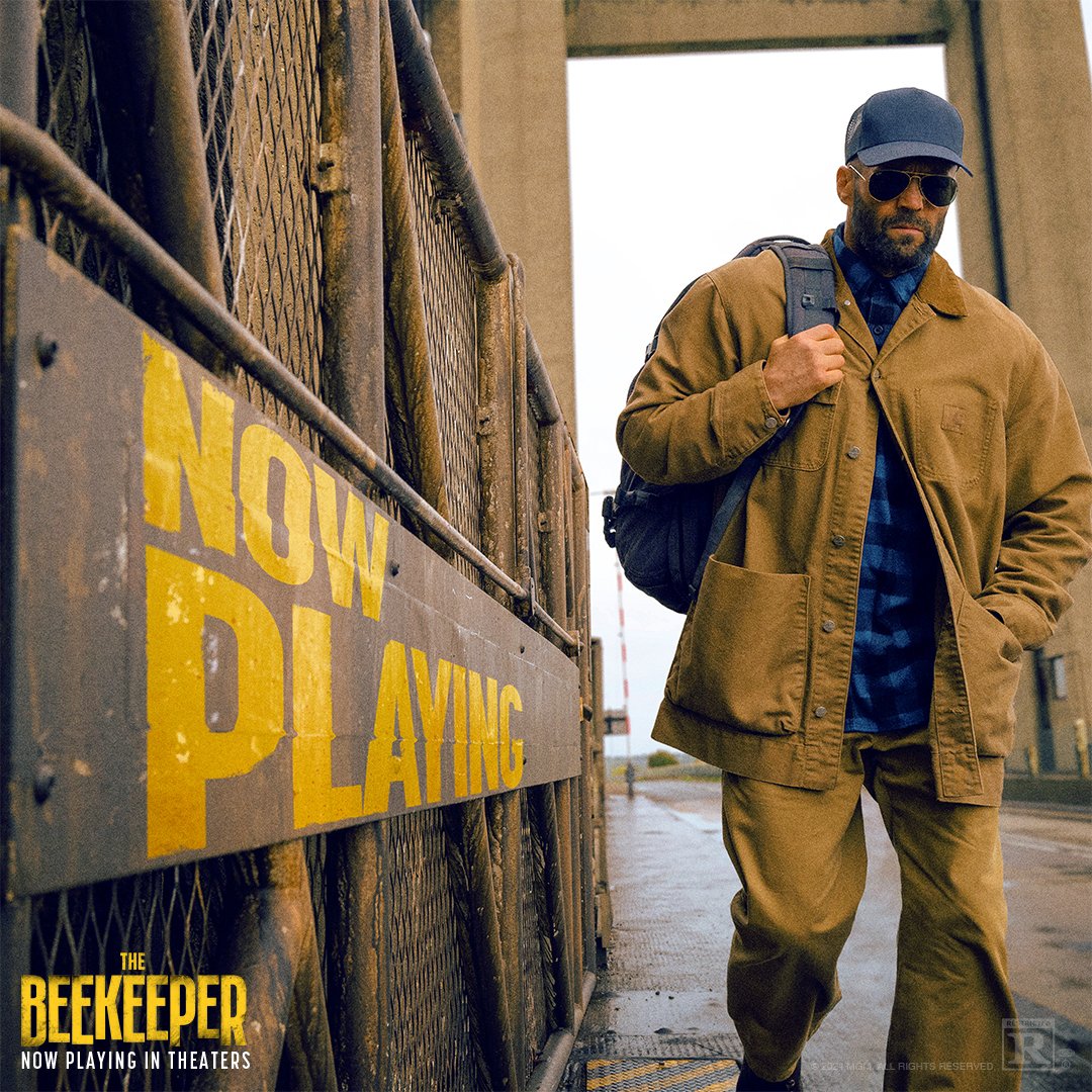Detective_X92's tweet photo. What would happen if John Wick vs The Beekeeper? 

#JohnWick #TheBeekeeper https://t.co/K04snWNjtt