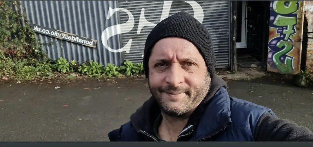 BonaFideStudio's tweet photo. Sending out happy Sunday #vibes with our longtime client Warren Scott!
We're gearing up for some serious #mixing and #mastering sessions on these brand new #tracks. Watch this space!
02088839641
#MusicSunday #StudioLife #AudioEngineer #MixingMagic #MasteringStudio #SoundDesign https://t.co/NruoEcziVQ