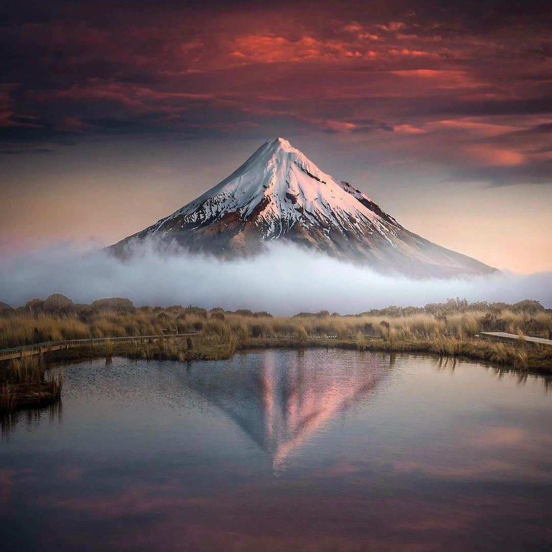 LMPositif's tweet photo. 🇳🇿 Le majestueux Mont Taranaki en Nouvelle-Zélande ! Très belle journée à tous ! 🍀☀️

📸 fiklifetrip https://t.co/PPgoeLau5m