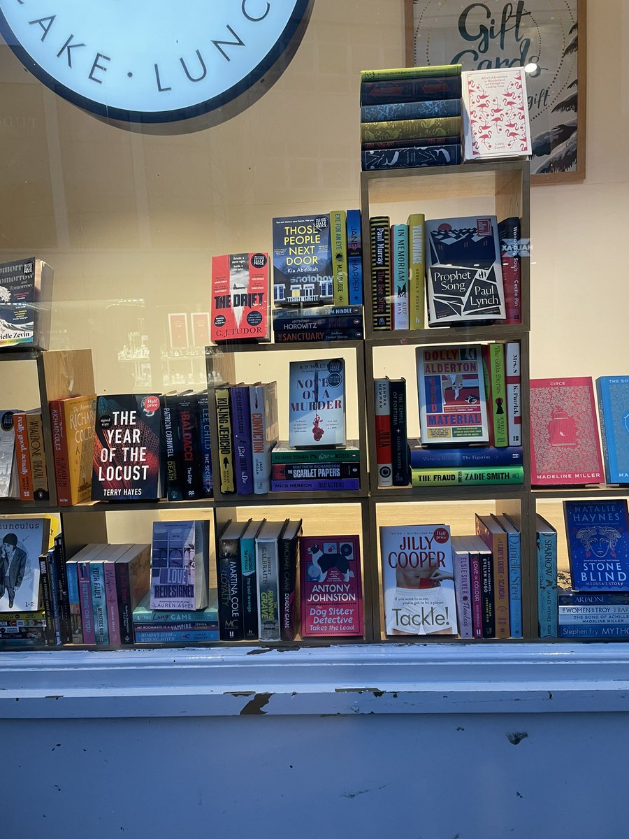 Lauren North tweet media