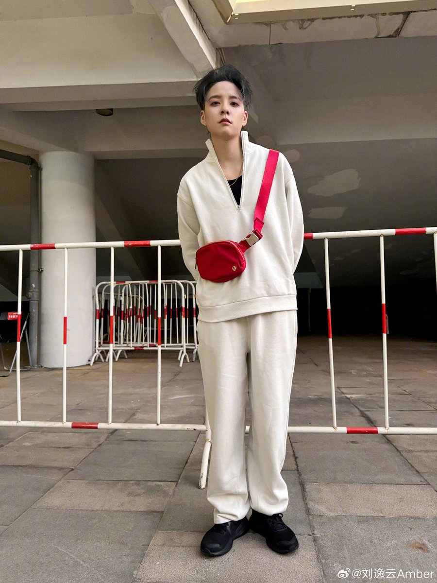 amberliu tweet media