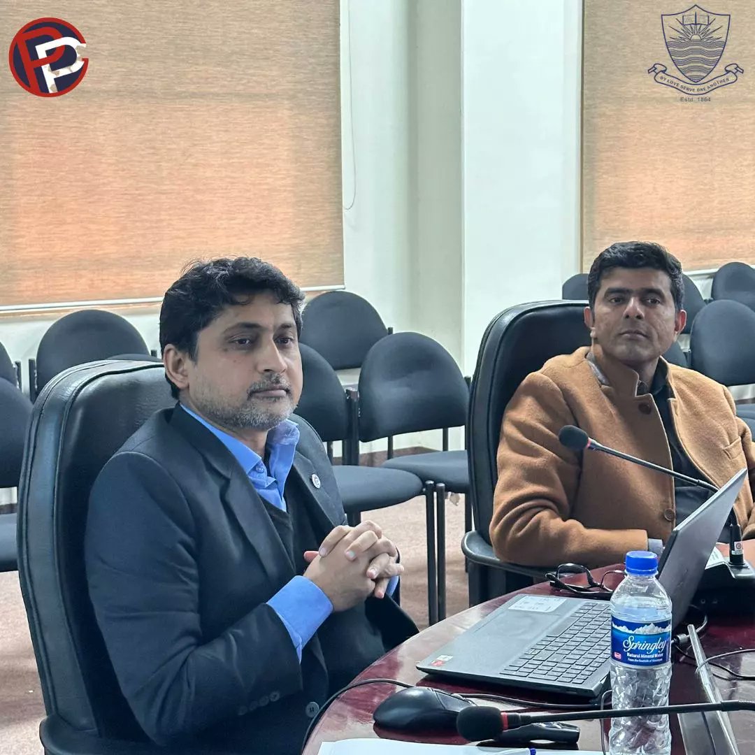 CPPGnews's tweet photo. 📸 ✨| Seminar Snapshots |✨📸
CPPG organized a seminar on "Child Protection Governance in Pakistan Challenges, Gaps and Policy Choices" on January 11, 2024. Dr. Abdullah Khoso was the speaker for the event.
#cppg #fccu #publicpolicy #childprotection https://t.co/co8PrI7UYa