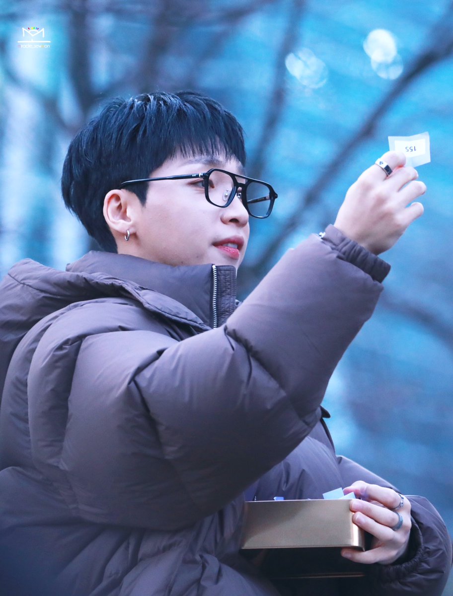 miracle_sewoon's tweet photo. 240113 #정세운 음중 미니 팬미팅

번호 거꾸로 들었어 바봉🌰💖 https://t.co/LwUPAchOxG
