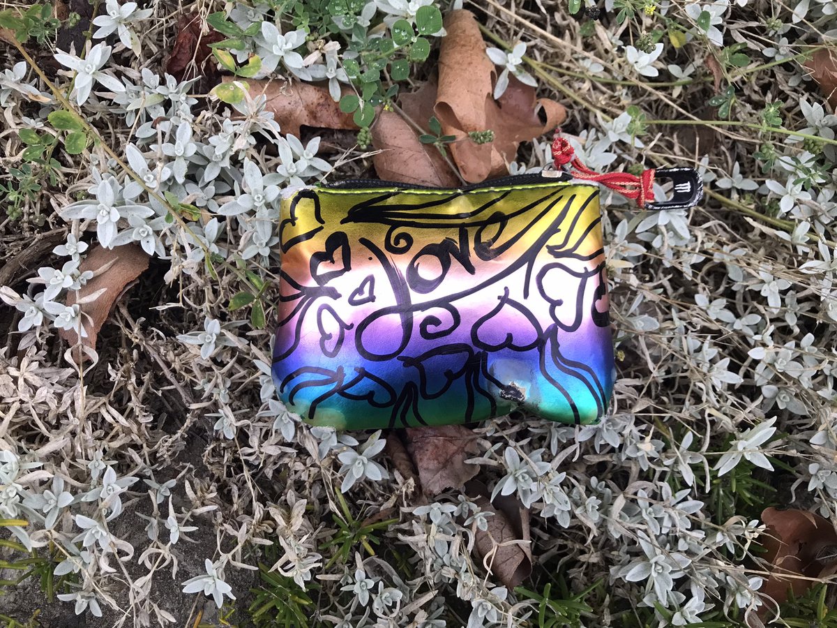 djv0073's tweet image. #djartsjournal
#love
#trashandtreasure
#finderskeepers
#hiddengem
#skywriter673
