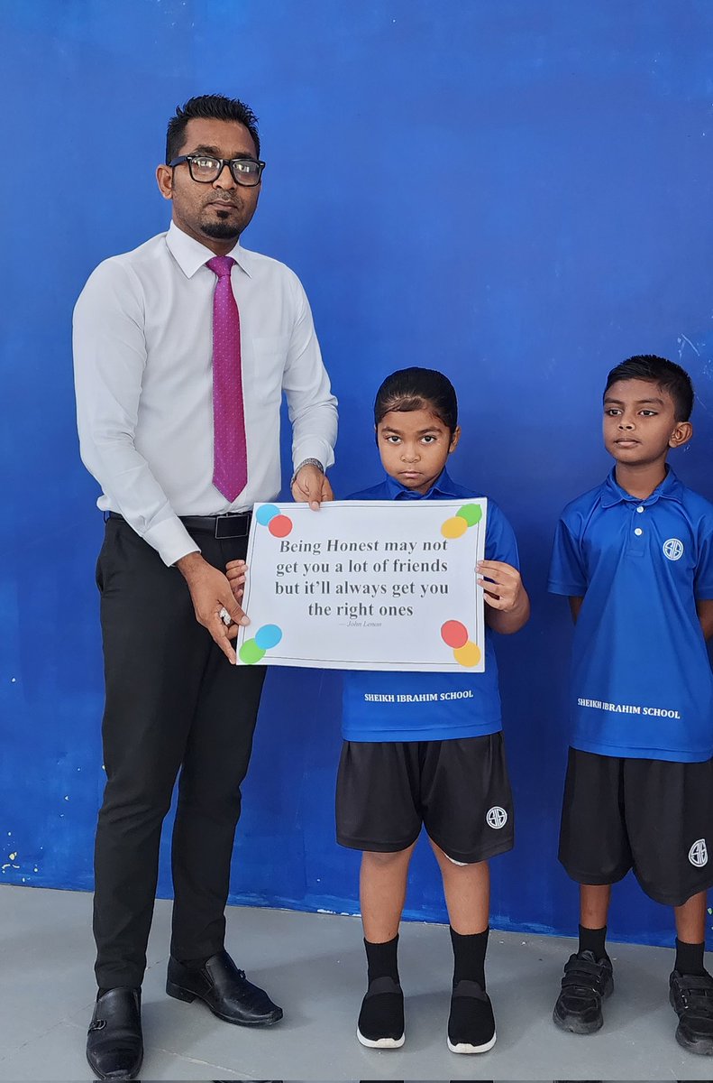 siskelaa's tweet photo. Grade Assembly
Grade: 4
Honesty https://t.co/56sz4nop76