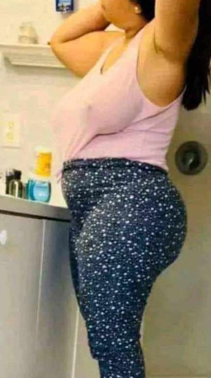 سويت فقره الفضفضه الي عنده هيجي خلفيه تلبس هيجي كدامه ومتعبته بل بيت يجي يفضفض الي يحب يفضفض يعلق ويدخل خاص