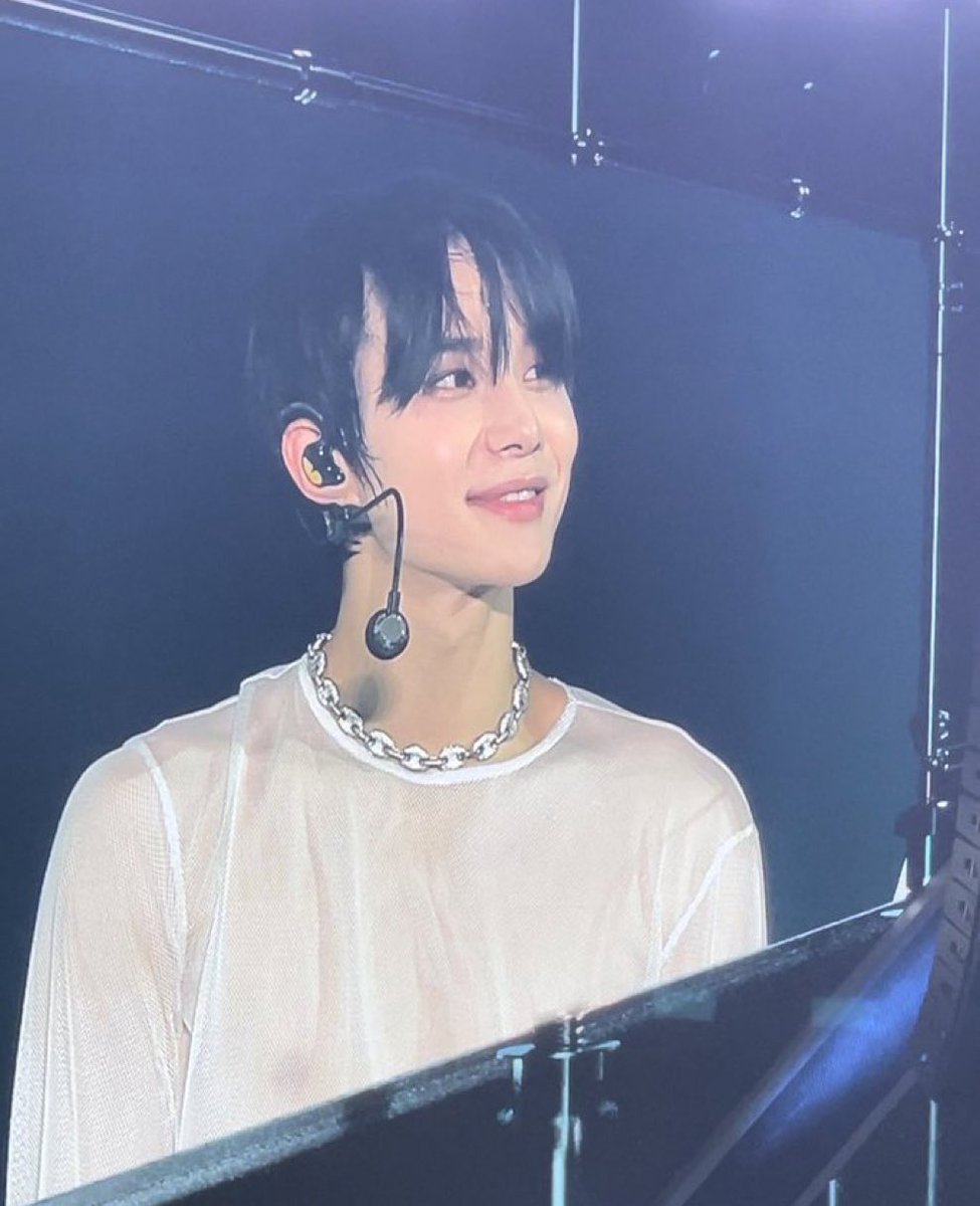 정우                                          정우
Yesterday                              Today