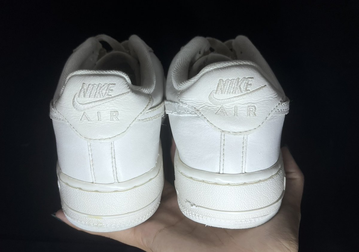 daisysneakers tweet media