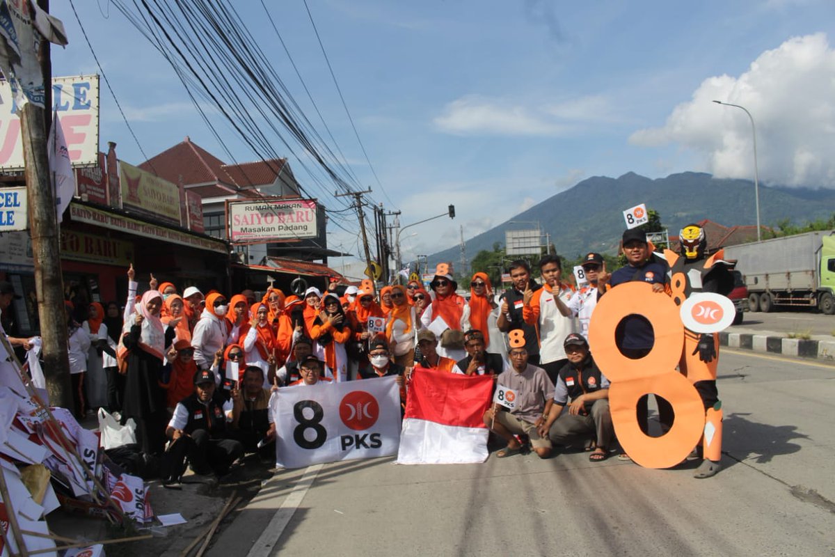 pksdpccaringin's tweet photo. Semua akan Orange pada waktunya.

coblos PKSAniesMenang https://t.co/XPm78CL3WG