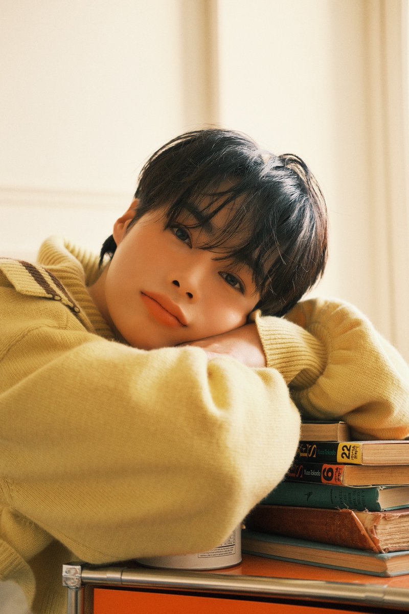 TPST_twt's tweet photo. I'm going to show you a lot of bright yellow photos and have a happy Sunday 🖐️💛☺️

https://t.co/CpsAEDBnTA https://t.co/2vErop94rV