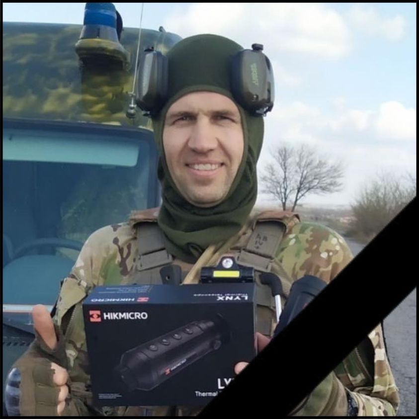 EuromaidanPress's tweet photo. “For love of country they accepted death, and thus resolved all doubts, and made immortal their patriotism and their virtue.” 
We honour the men and women who laid down their lives for Ukraine.   

RIP - Taras Baran (38), Serhiy Hladush (27), Tymur Matieiev (34), Taras Bereziuk https://t.co/JBEDjGQ7rs