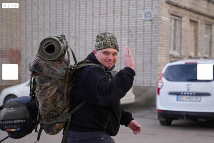 EuromaidanPress's tweet photo. “For love of country they accepted death, and thus resolved all doubts, and made immortal their patriotism and their virtue.” 
We honour the men and women who laid down their lives for Ukraine.   

RIP - Taras Baran (38), Serhiy Hladush (27), Tymur Matieiev (34), Taras Bereziuk https://t.co/JBEDjGQ7rs