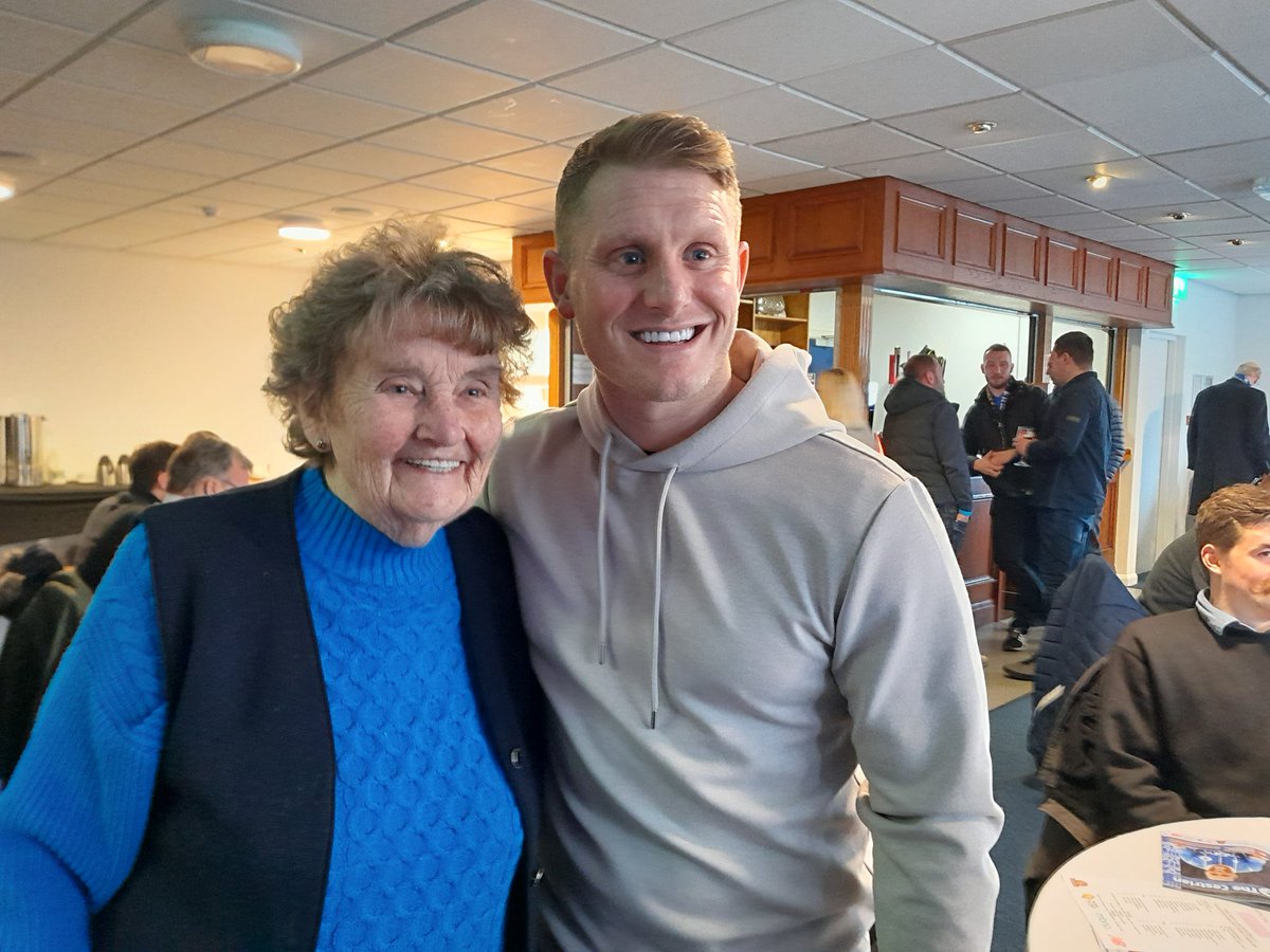 Great win for @ChesterFC yesterday and great to see Iain Howard who mum loved meeting up with again @Baz384