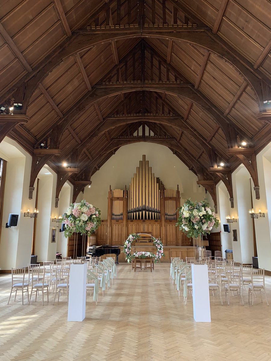 BSS_Events's tweet photo. 🌟Wedding Open Day🌟
Join us today 12pm-3pm and discover your perfect wedding venue. 
#findyourvenue
#northwestwedding https://t.co/dl0mAPPPFo