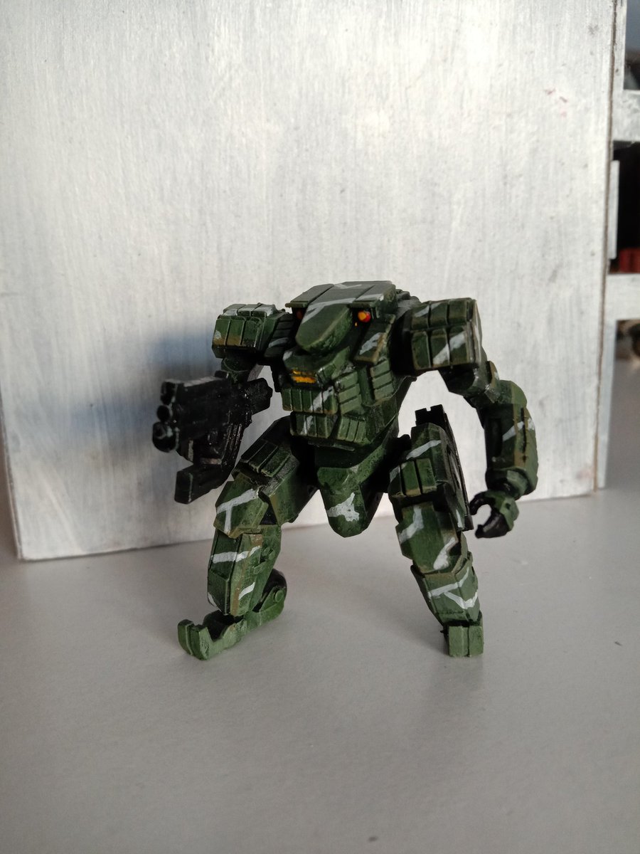 Rattapoom_K's tweet photo. VDV mech commissioned by @PaladinDragoon https://t.co/tL57OFRm1i