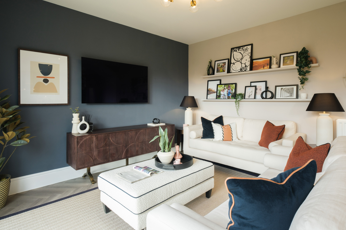 Redrow's tweet photo. ♥ this post if you're lounging today 😉 

We’re here to help you to create a relaxing space you’ll love lounging in with our handy guide to lounge room design, including 6️⃣ steps to picking your perfect 🛋️ https://t.co/wQf1vkPINr

#LoungeLiving #LoungeLoving #Redrow #RedrowHome https://t.co/HdVs90YiyZ