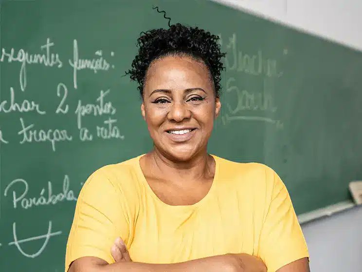 decrywn's tweet photo. Thinking about transferring? Explore the perks of transitioning from a community college to a university! 🎓 Discover the benefits and possibilities waiting for you. Dive into the blog, share the insights, and help others make informed academic moves! ht https://t.co/01sxt7sSg7 https://t.co/XhWVhA2UWa