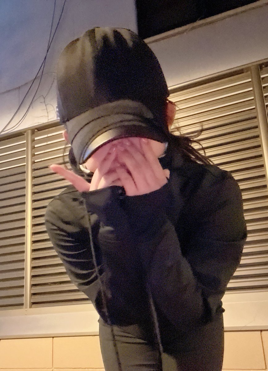 お仕事前に走ってきたっ🖤👟
くぅ〜運動で出る汗は
サウナとまた別物で更に気持ちいい
#天木workout https://t.co/cKlgjaiM7T