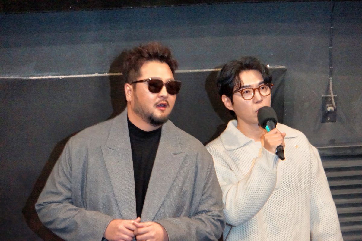 240113🩵 CGV왕십리 7관 16:55 종영 무대인사 카메라가 꾸져서 몇장 못건짐.ㅠ 독사진 중엔 유일하게 건진게 자유의 태쁘상🩵 #CGV #지오디마스터피스더...