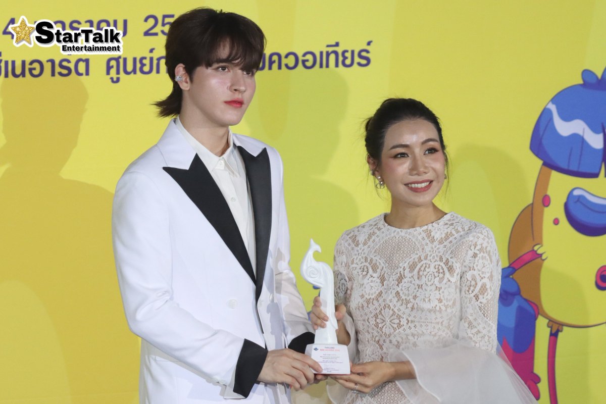 มอส-แบงค์ เข้าร่วมรับรางวัล
ในงาน Thailand Kids Awards 2024

#THKids2024xMosBank
#ThailandkidsAwards2024