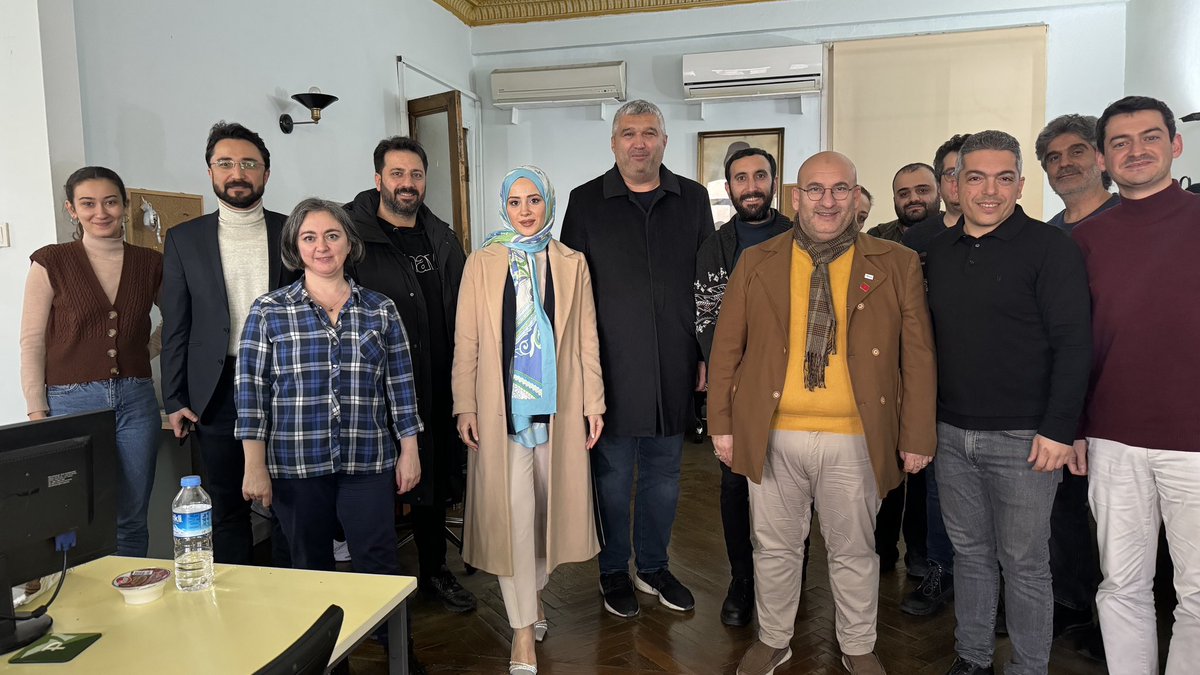 Uluslararası Sosyal Medya Kullanıcıları Derneği (<a href="/usmekTR/">USMEK 🇹🇷</a> ), Tüm Radyo Televizyon ve İnternet Gazetecileri Derneği (<a href="/tvder_tr/">TV DER</a> ) ve Türkiye İnternet Gazetecileri Derneği (<a href="/tigadorgtr/">TİGAD</a> ) heyetleri, Ulusal Medya Grubunu ziyaret etti.