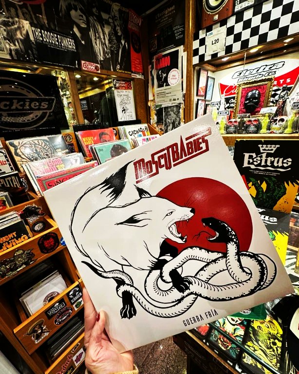 Ya puedes encontrar nuestra Guerra Fría en formato LP en @choppermonster_madrid y @marilians_records ⚡

Te recordamos que aún quedan algunas copias, y que también puedes hacerte con la tuya en moscubabies@gmail.com 💌

Feliz día ✨

#moscubabies #punkrocknroll #punkrock