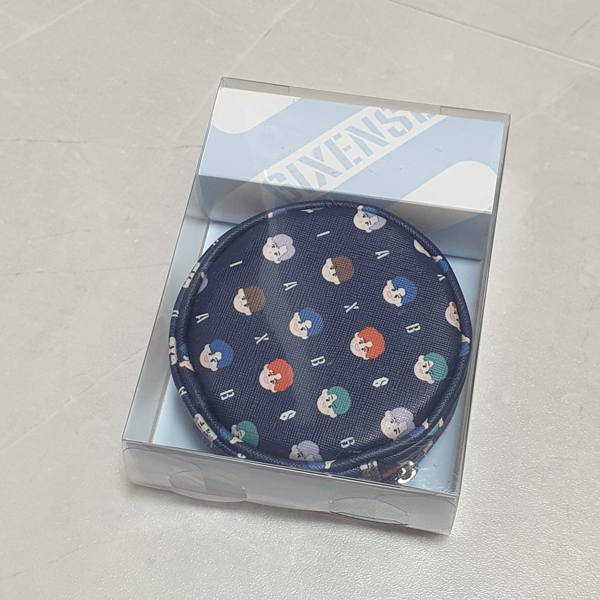 oz_219's tweet photo. 에이비식스 굿즈 양도
일괄(all) 1.0 미사용

https://t.co/m8nv1xLRoM

이대휘 박우진 김동현 전웅 슬로건 피켓 콘서트 지갑 ab6ix https://t.co/2ZZvNLW3iU