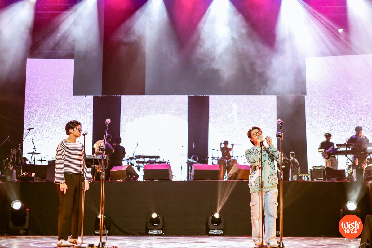 wish1075's tweet photo. Sharing some more rehearsal snaps before the big show 📸

Here's @cupofjoemusic, @BenAndBenMusic, @JoshCullen_s, and @dilawband prepping up to give you all a night to remember!

#9thWishMusicAwards https://t.co/srOoCbiO2E