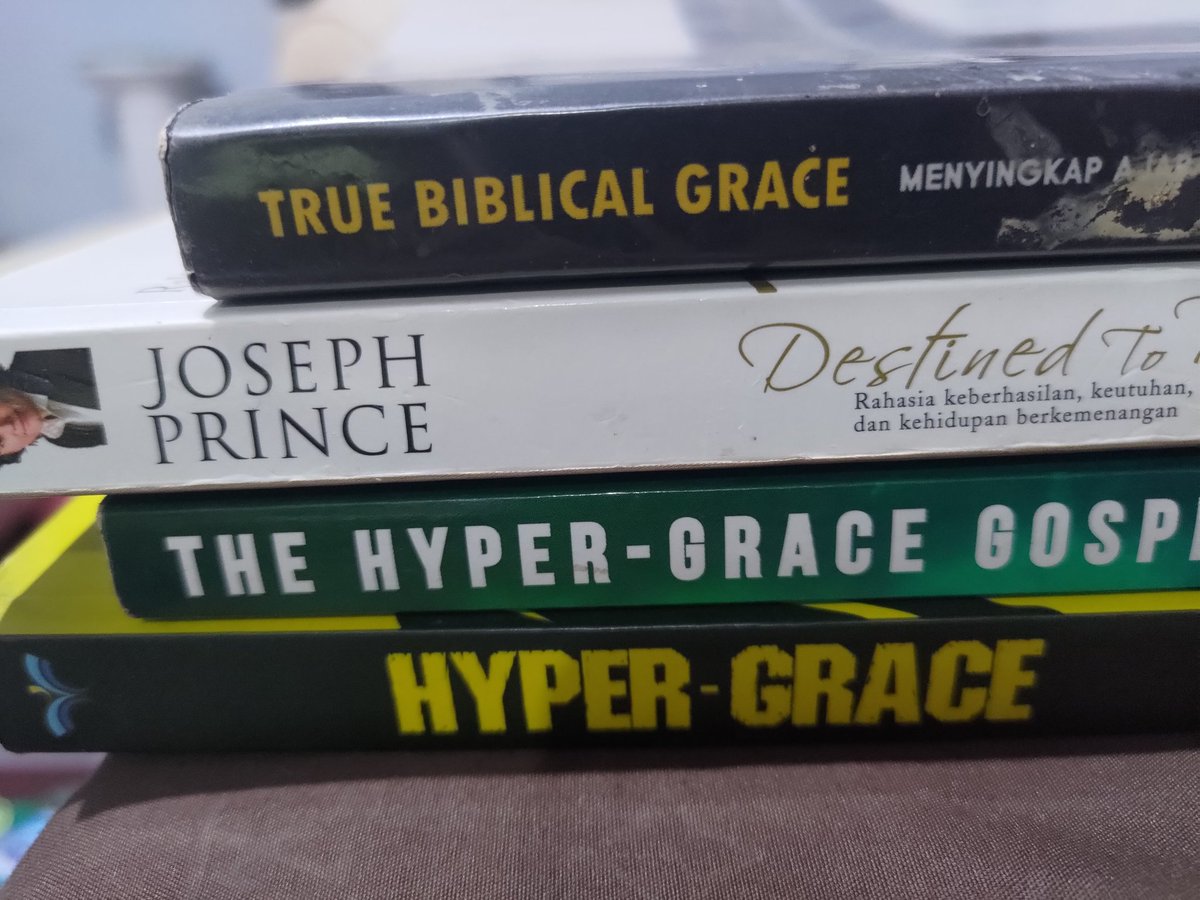php_lol's tweet image. Udah banyak yang hilang buku-buku paul ellis dan joseph prince 😂

Dari membaca kita bisa mengetahui mana orang yang menganalisa ayat-ayat firman dgn baik dan mana yang memperkosa ayat-ayat Firman tanpa melakukan analisa teks mendalam dan asal comot-comot