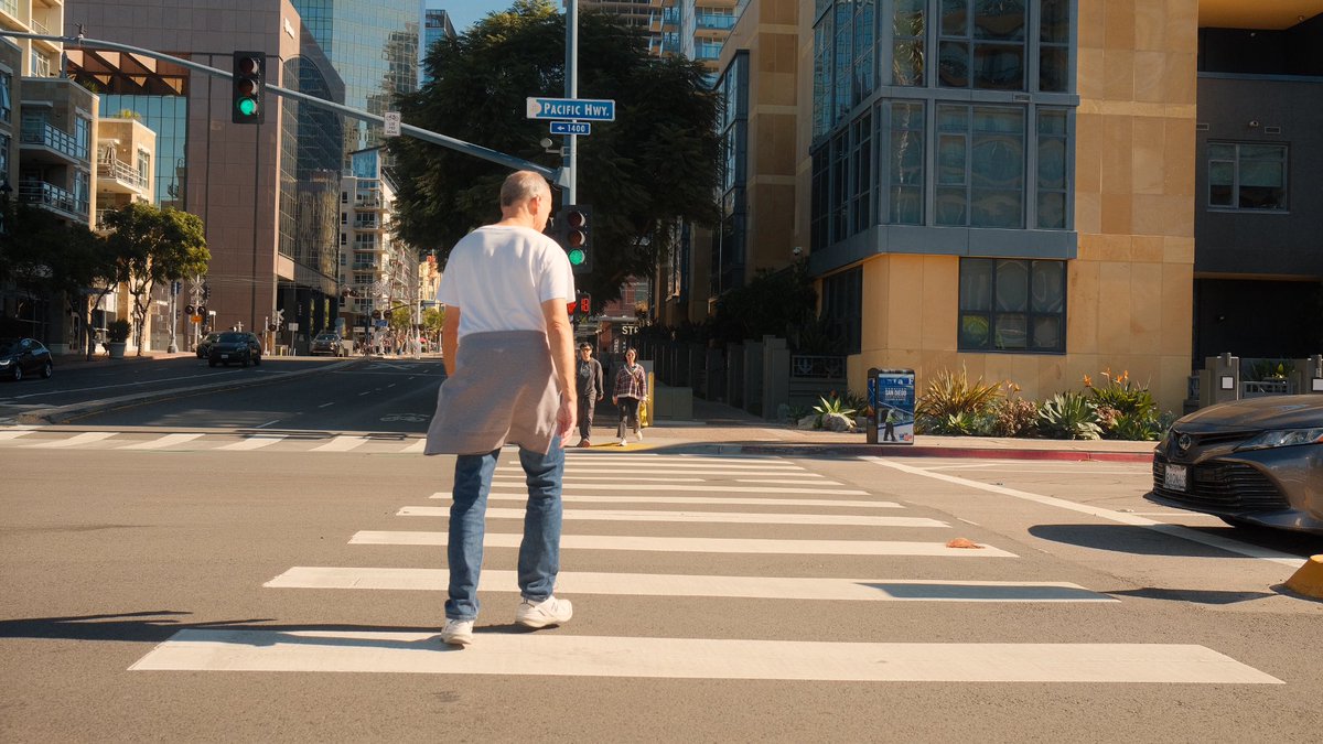 somegaveall's tweet photo. Out in the streets
#sandiego #x100v #fujix100v #streetphotography #sgapics https://t.co/f6AXROdei3
