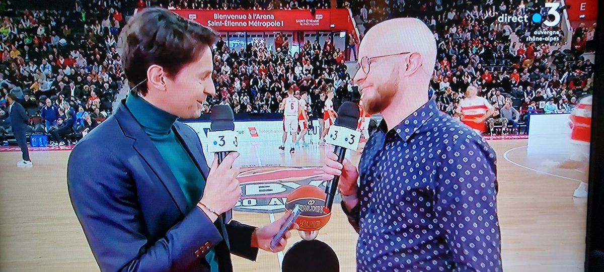 Les médias publics de proximité réunis #france3 @bleustetienne