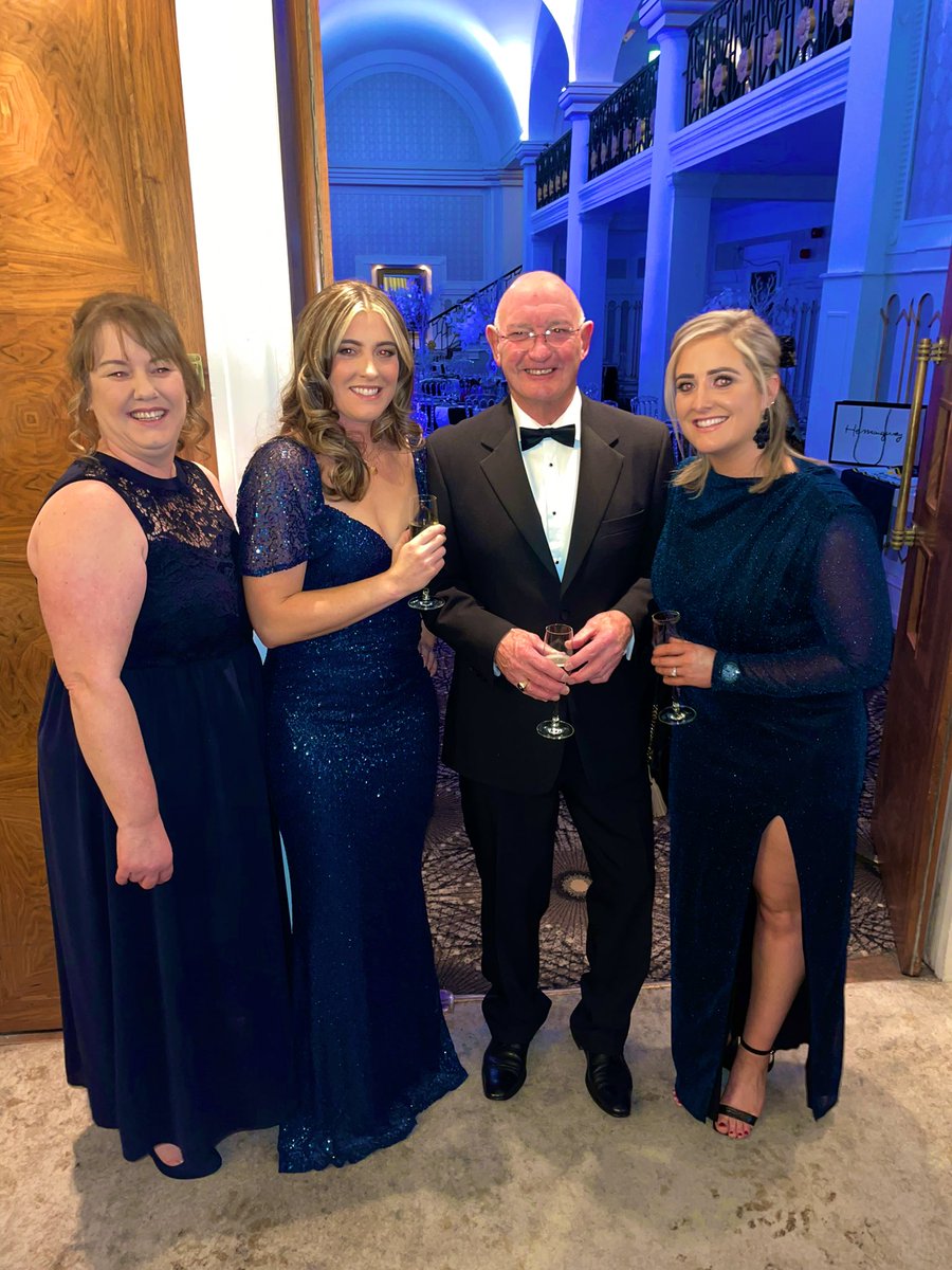 Wonderful night at the RFL Presidents Ball. Thank you <a href="/CommonsSpeaker/">House of Commons Speaker</a> for choosing me for the Presidents Award. Unbelievably honoured and grateful ❤️