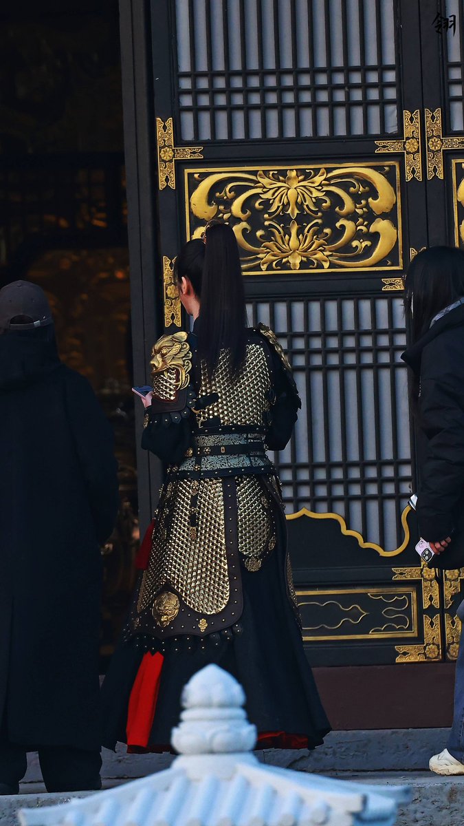 Ellie_Belliee's tweet photo. Xiaotang as General LuoMei for 'Kill Me Love Me' filming https://t.co/Q30Kdl7nfG