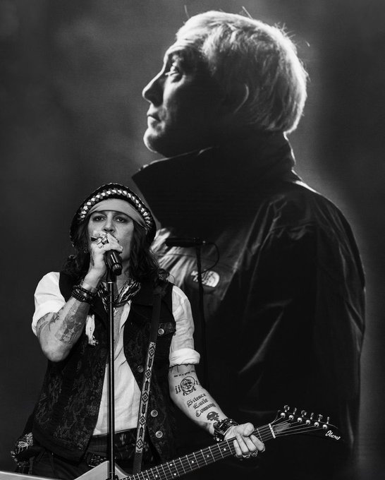 lou_mementomori's tweet photo. How I wish that our dearly departed #JerryJudge had not left us so soon. Today is Jerry's birthday and @TheAaronPerry gives us this wonderful image to remember the great man📷 #RIPJerryJudge
#JohnnyDeppIsLoved https://t.co/muEGfJeCnP