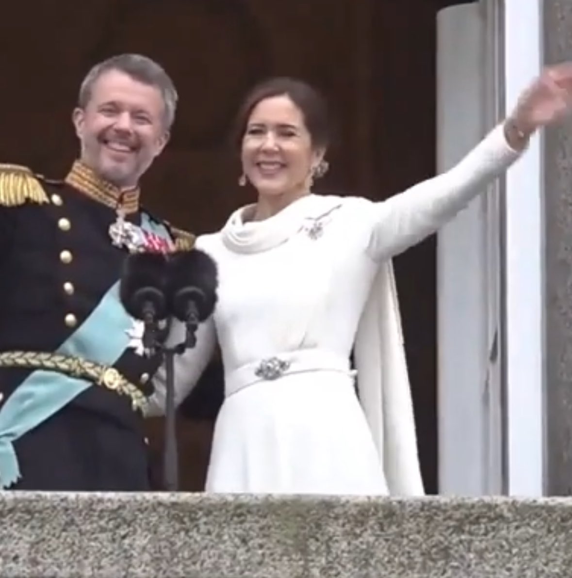 TarpCPH's tweet photo. Kæmpe Star Wars-vibe fra Dronning Mary. https://t.co/uTGv1kEaVa