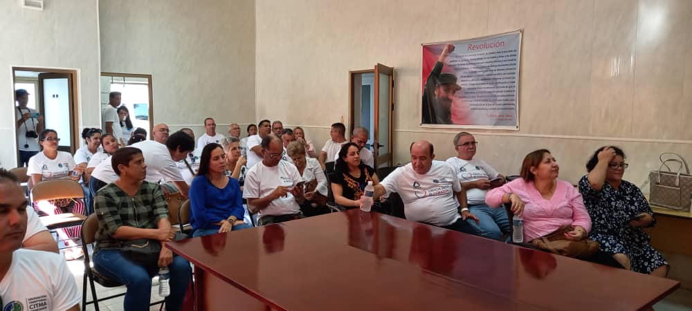 Inicia el Programa de Actividades con la Bienvenida de los participantes al Acto Central en el Centro de estudios Ambientales de Cienfuegos <a href="/CEAC_Cuba/">CEAC</a> #CienciaCubana #CienfuegosXMásVictorias "+Ciencia e Innovación en pos de un Desarrollo Sostenible"