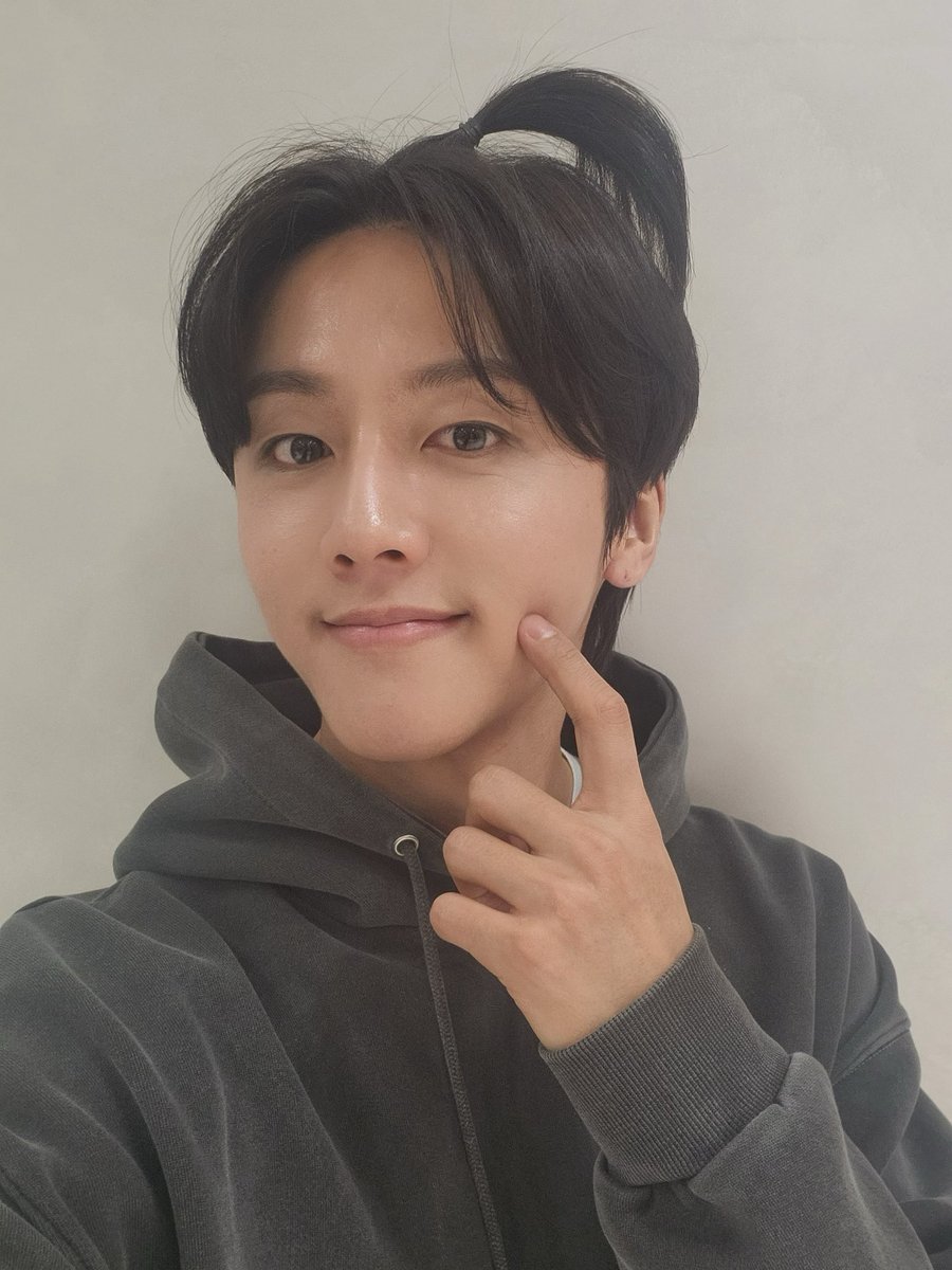 🍎
#SF9 #YOUNGBIN