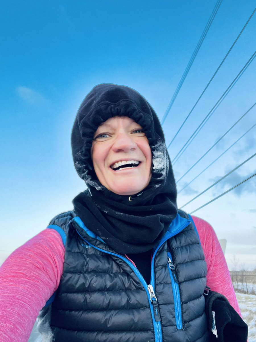 lmcdonell14's tweet photo. A cold one! 11 miles. But there's always unfinished business until it's done. Glad to get the long run in. #findyourformula #run #marathonbuilding #fitleaders @fit_leaders #michiganrunning https://t.co/9mB3kLF1ad
