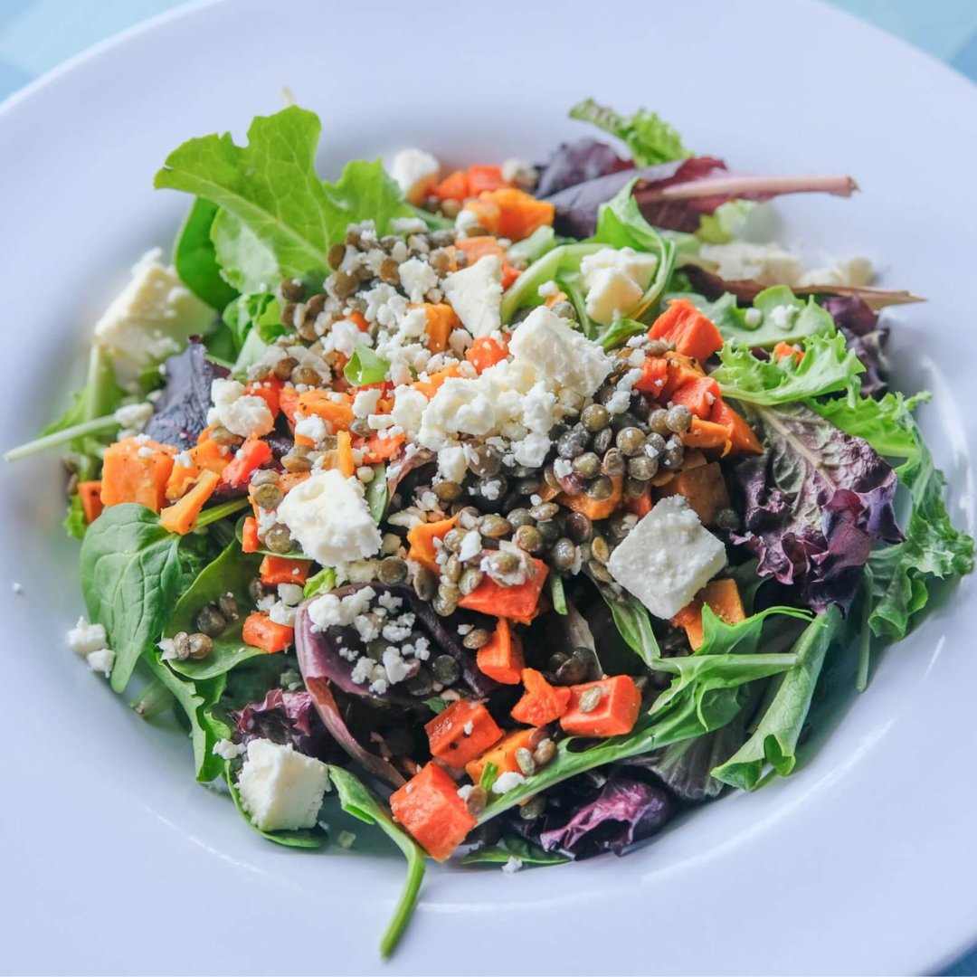 🌈🥗Eat the Rainbow with our Sweetpotato Lentil Feta Salad!

This dish meets all the marks for a nutritionally balanced meal!

ncsweetpotatoes.com/recipe/sweetpo…

#sweetpotatolentilfetasalad #NCSweetpotatoes #sweetpotatoes #salad #feta #healthy